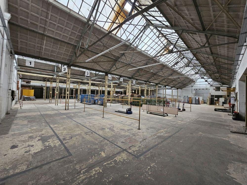 non-residential property to rent, 8,000 m², Solingen, North Rhine-Westphalia non-residential property to rent, 8,000 m², Solingen, North Rhine-Westphalia