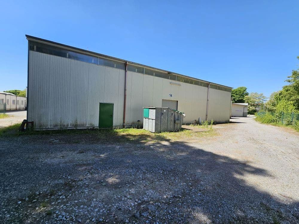 non-residential property to rent, 8,000 m², Solingen, North Rhine-Westphalia non-residential property to rent, 8,000 m², Solingen, North Rhine-Westphalia