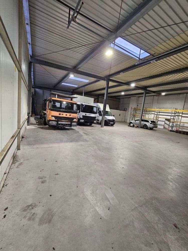 non-residential property to rent, 8,000 m², Solingen, North Rhine-Westphalia non-residential property to rent, 8,000 m², Solingen, North Rhine-Westphalia