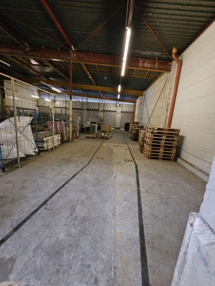 non-residential property to rent, 8,000 m², Solingen, North Rhine-Westphalia non-residential property to rent, 8,000 m², Solingen, North Rhine-Westphalia