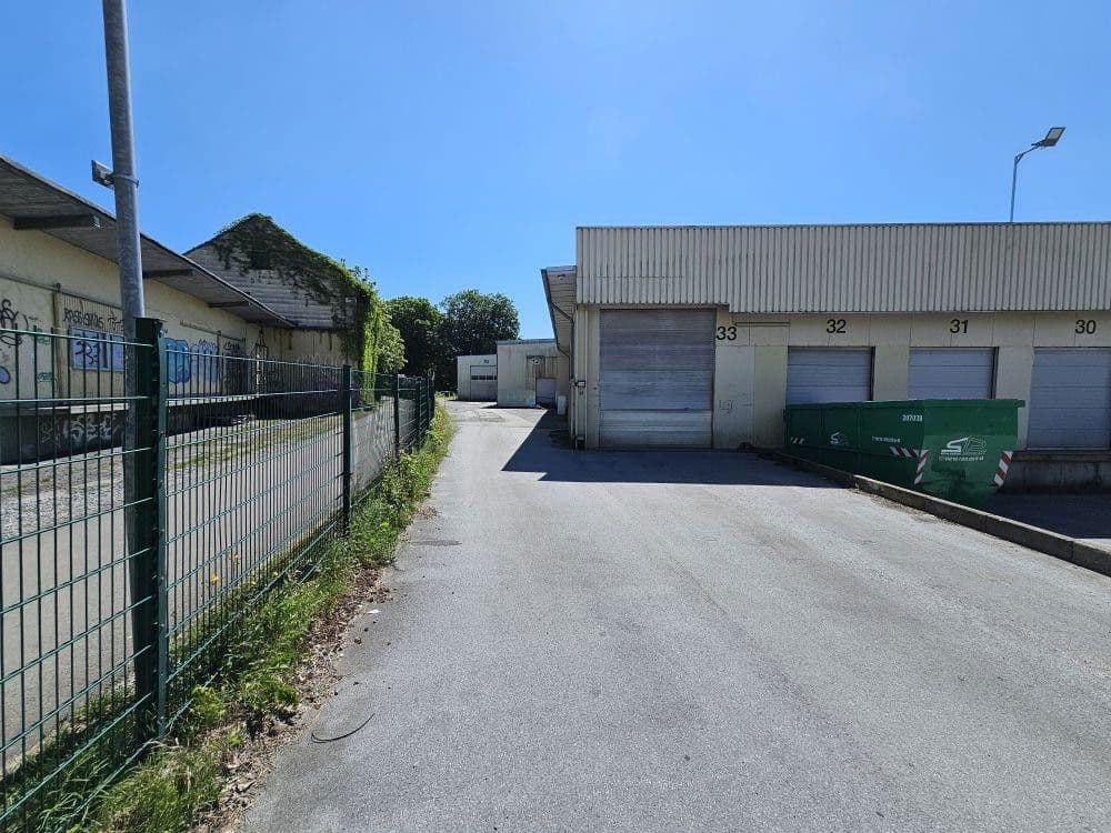 non-residential property to rent, 8,000 m², Solingen, North Rhine-Westphalia non-residential property to rent, 8,000 m², Solingen, North Rhine-Westphalia