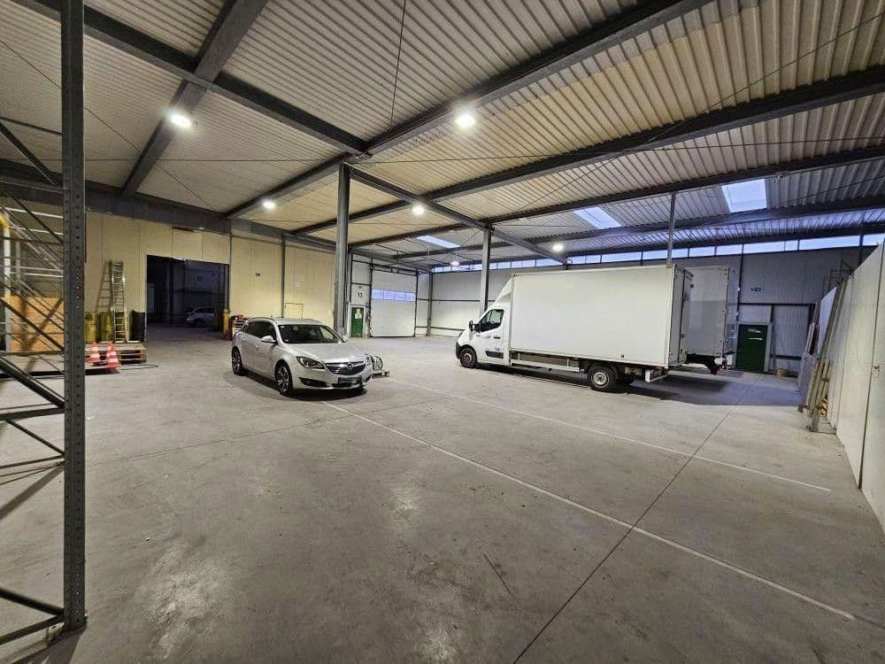 non-residential property to rent, 8,000 m², Solingen, North Rhine-Westphalia non-residential property to rent, 8,000 m², Solingen, North Rhine-Westphalia