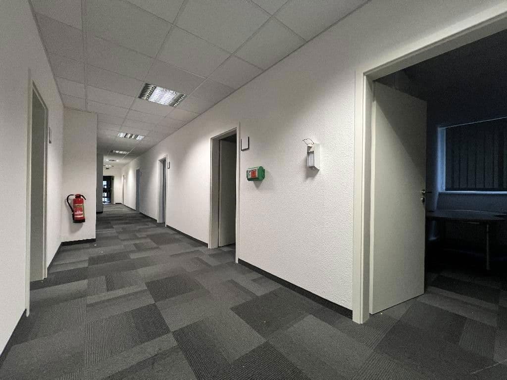 office for sale, 3,841 m², Grenzstraße 28, Halle, Saxony-Anhalt office for sale, 3,841 m², Grenzstraße 28, Halle, Saxony-Anhalt