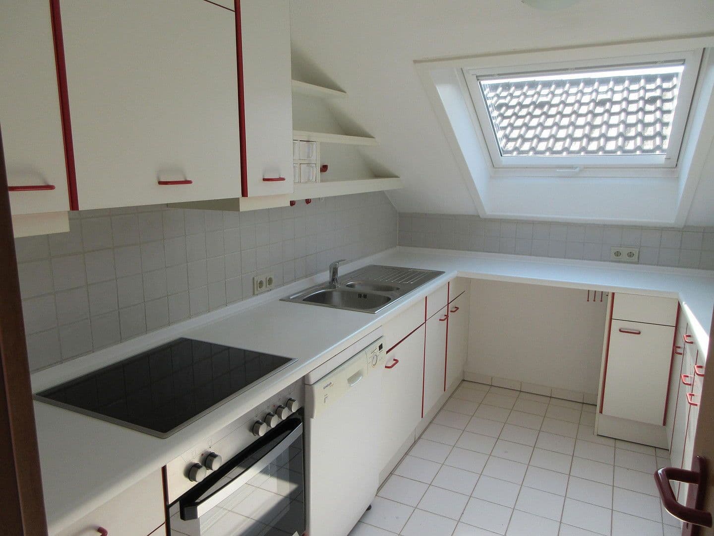 1 bedroom with open-plan kitchen flat to rent, 70 m², Am Waldweg 20, Pforzheim, Baden-Württemberg 1 bedroom with open-plan kitchen flat to rent, 70 m², Am Waldweg 20, Pforzheim, Baden-Württemberg