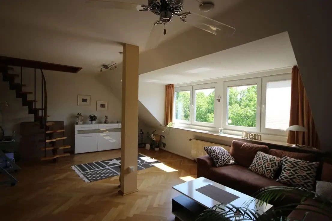 1 bedroom with open-plan kitchen flat to rent, 90 m², Münsterstr. 86, Düsseldorf, North Rhine-Westphalia 1 bedroom with open-plan kitchen flat to rent, 90 m², Münsterstr. 86, Düsseldorf, North Rhine-Westphalia