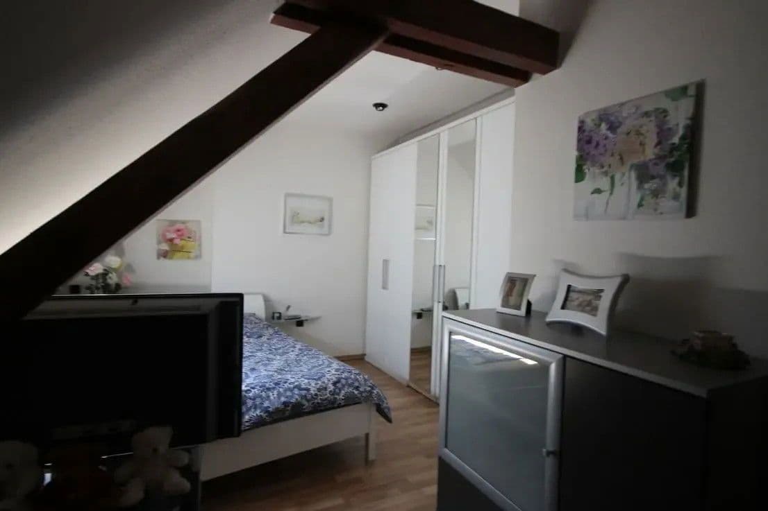 1 bedroom with open-plan kitchen flat to rent, 90 m², Münsterstr. 86, Düsseldorf, North Rhine-Westphalia 1 bedroom with open-plan kitchen flat to rent, 90 m², Münsterstr. 86, Düsseldorf, North Rhine-Westphalia