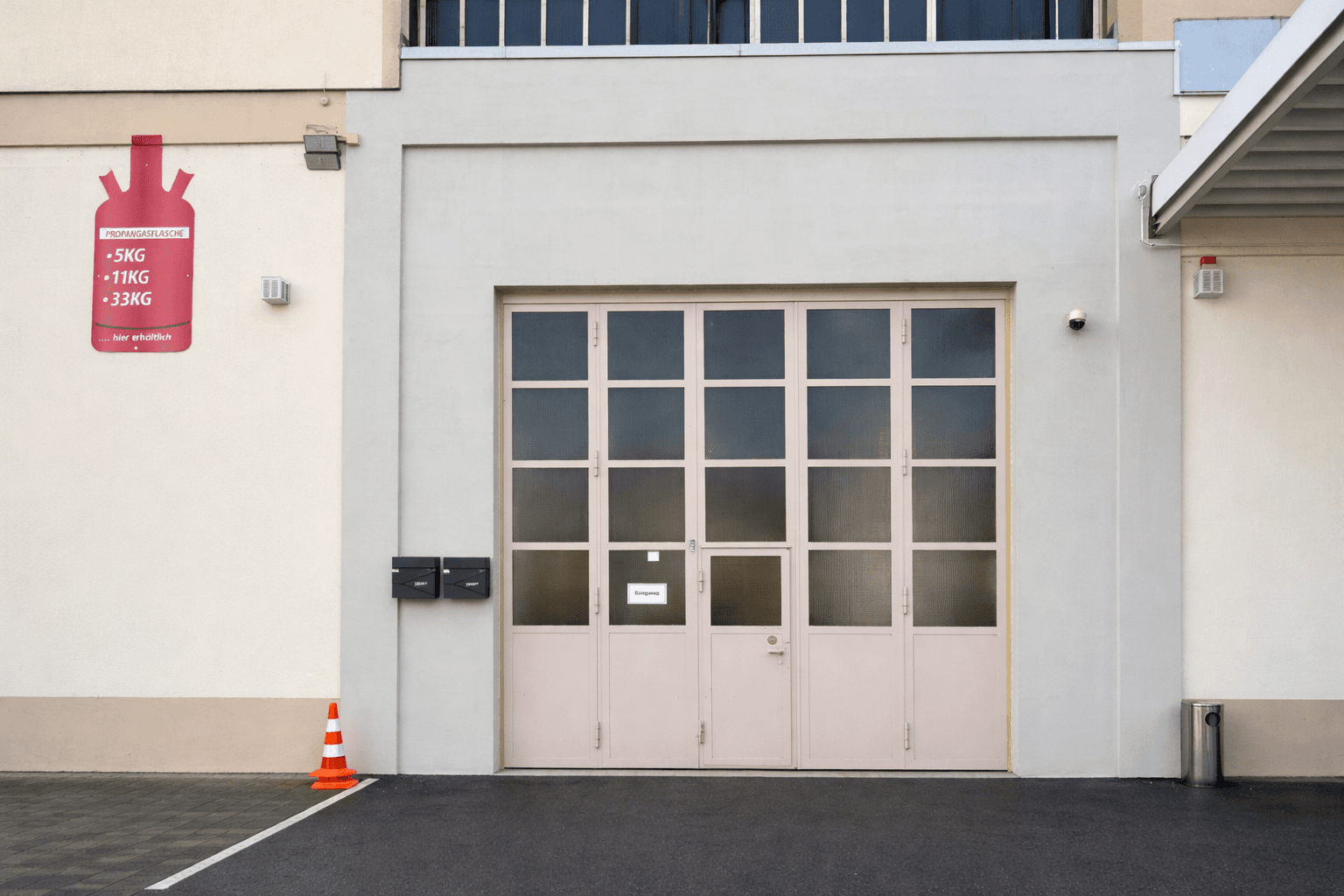 non-residential property to rent, 500 m², Sontraerstr. 16, Frankfurt am Main, Hesse non-residential property to rent, 500 m², Sontraerstr. 16, Frankfurt am Main, Hesse