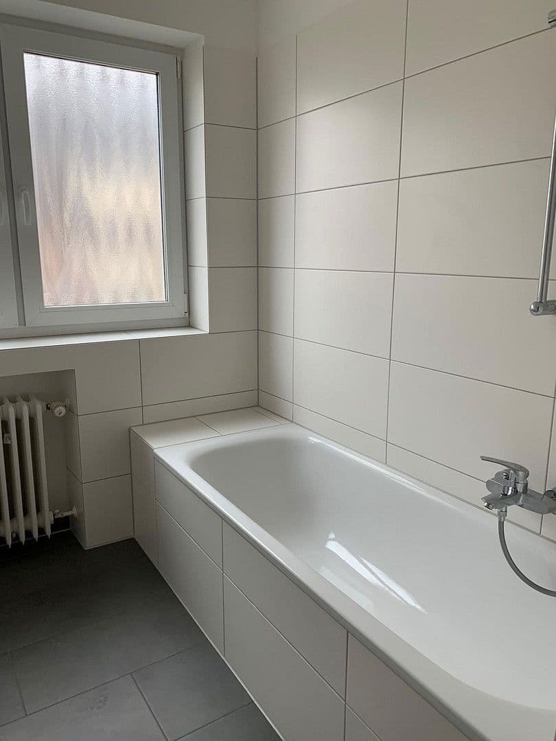 1 bedroom flat to rent, 40 m², Feldstraße 1, Meerbusch, North Rhine-Westphalia 1 bedroom flat to rent, 40 m², Feldstraße 1, Meerbusch, North Rhine-Westphalia