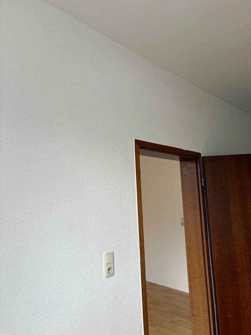 2 bedroom flat to rent, 48 m², Schwarzbach 134, Wuppertal, North Rhine-Westphalia 2 bedroom flat to rent, 48 m², Schwarzbach 134, Wuppertal, North Rhine-Westphalia