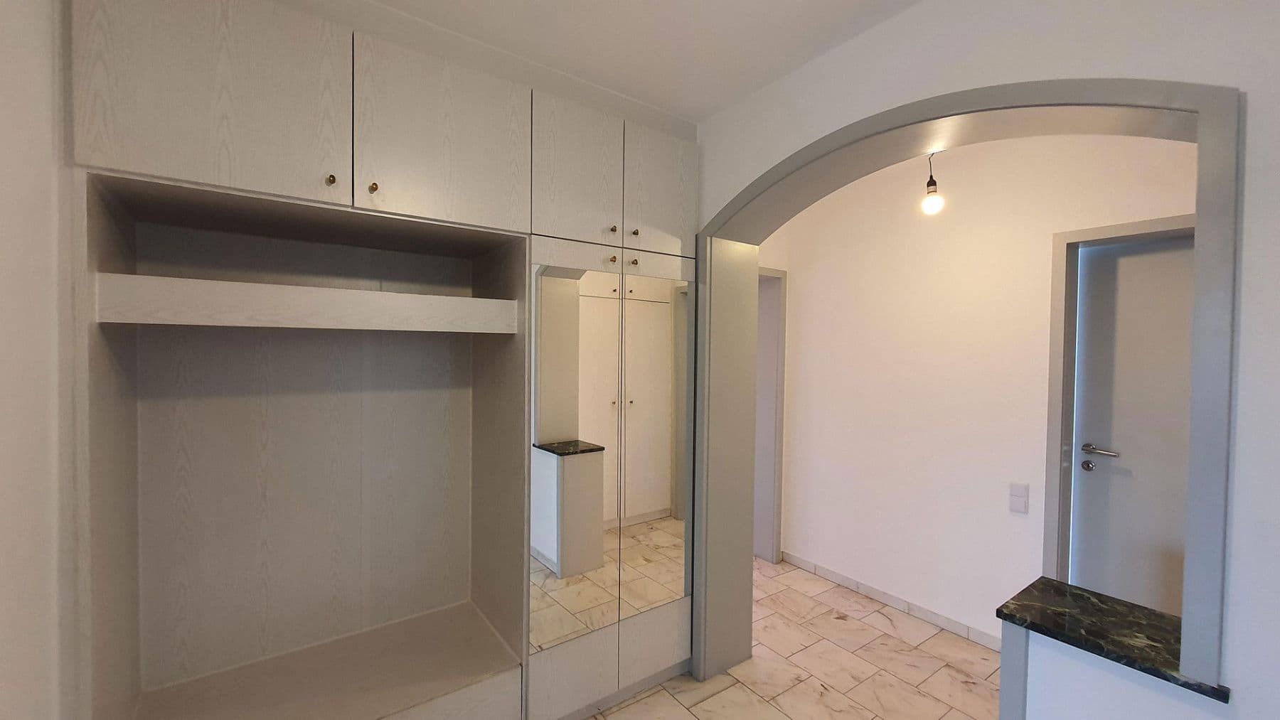 3 bedroom with open-plan kitchen flat to rent, 130 m², Duisburg, North Rhine-Westphalia 3 bedroom with open-plan kitchen flat to rent, 130 m², Duisburg, North Rhine-Westphalia