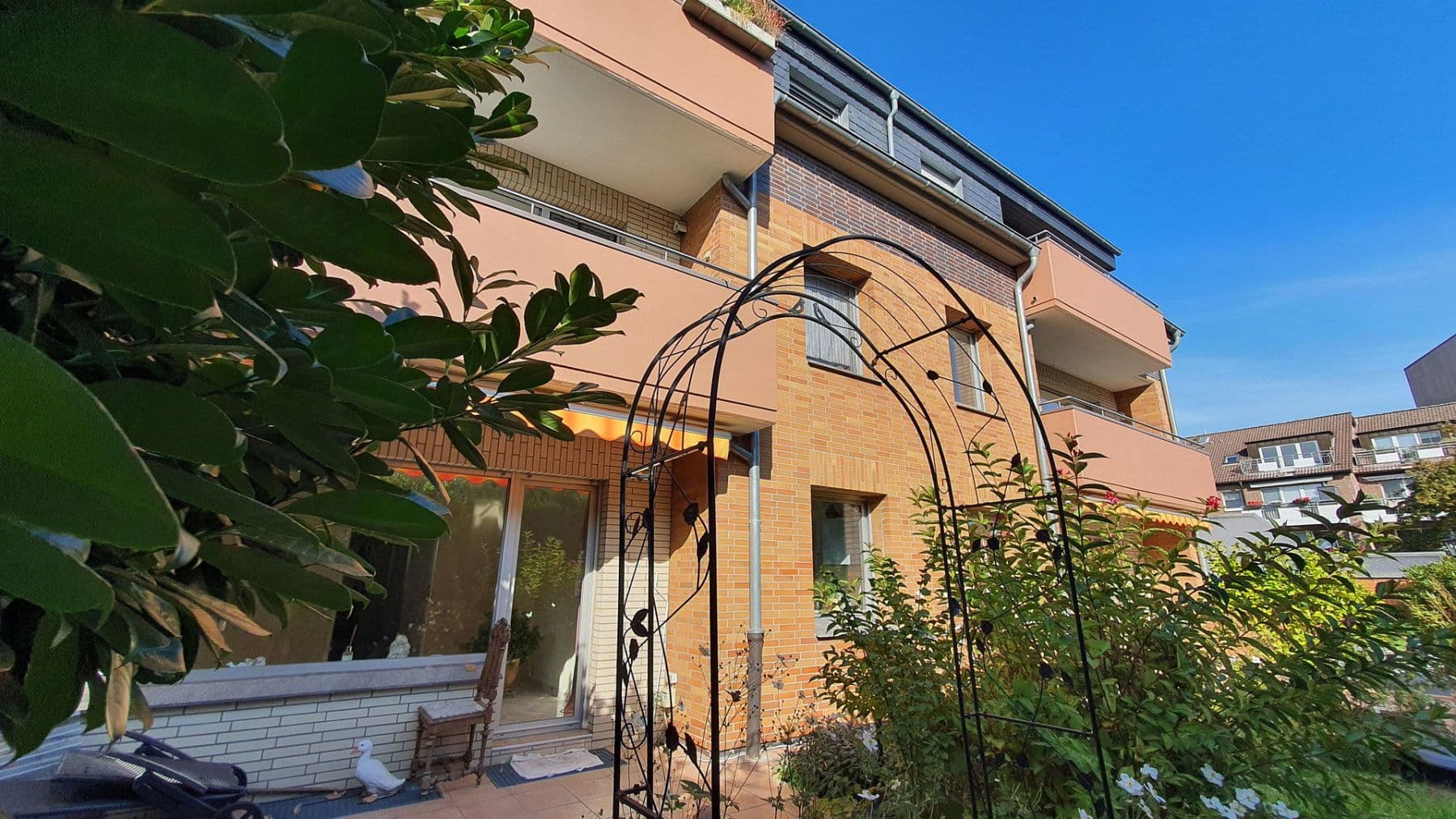 3 bedroom with open-plan kitchen flat to rent, 130 m², Duisburg, North Rhine-Westphalia 3 bedroom with open-plan kitchen flat to rent, 130 m², Duisburg, North Rhine-Westphalia