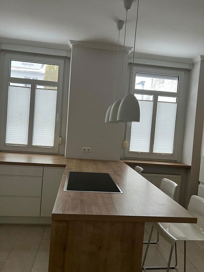 4 bedroom with open-plan kitchen flat to rent, 150 m², Wupperstr. 101, Solingen, North Rhine-Westphalia 4 bedroom with open-plan kitchen flat to rent, 150 m², Wupperstr. 101, Solingen, North Rhine-Westphalia