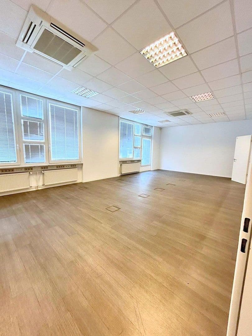 office to rent, 150 m², Lilienthalstraße 5b, Schönefeld, Brandenburg office to rent, 150 m², Lilienthalstraße 5b, Schönefeld, Brandenburg