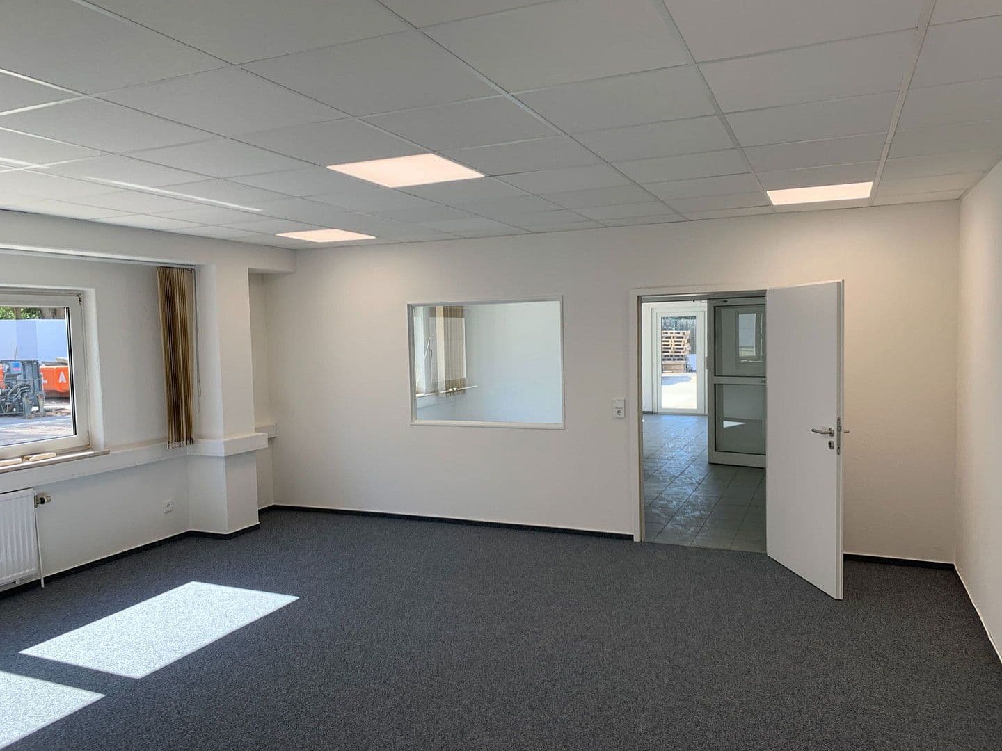 office to rent, 210 m², Rapsacker 13c, Lübeck, Schleswig-Holstein office to rent, 210 m², Rapsacker 13c, Lübeck, Schleswig-Holstein