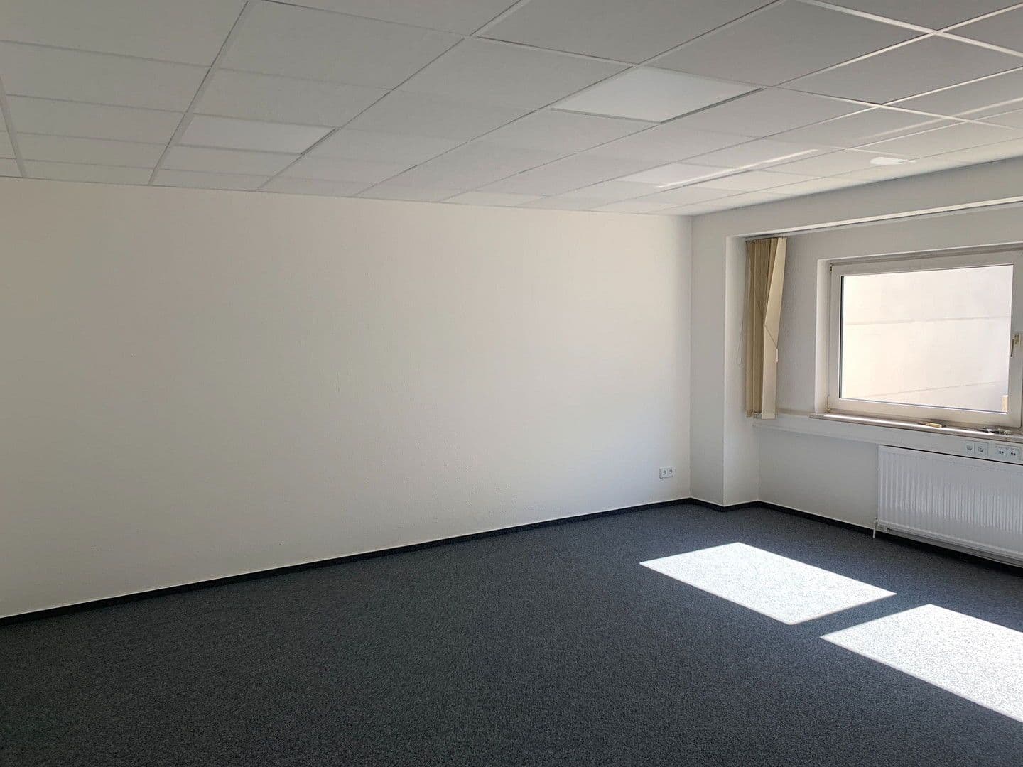 office to rent, 210 m², Rapsacker 13c, Lübeck, Schleswig-Holstein office to rent, 210 m², Rapsacker 13c, Lübeck, Schleswig-Holstein