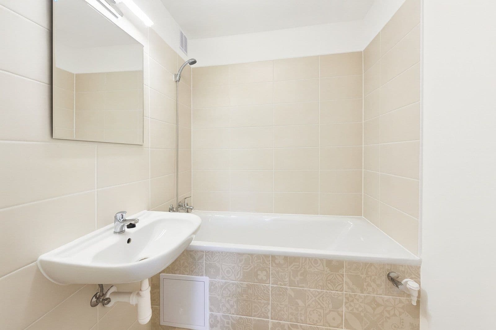 3 bedroom flat to rent, 69 m², Františka Hrubína, Havířov, Moravskoslezský Region 3 bedroom flat to rent, 69 m², Františka Hrubína, Havířov, Moravskoslezský Region