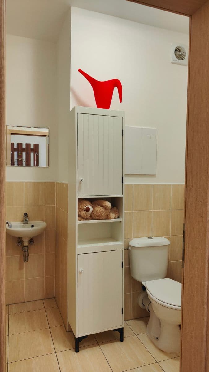 1 bedroom with open-plan kitchen flat for sale, 85 m², V Zahradách, Beroun, Středočeský Region 1 bedroom with open-plan kitchen flat for sale, 85 m², V Zahradách, Beroun, Středočeský Region