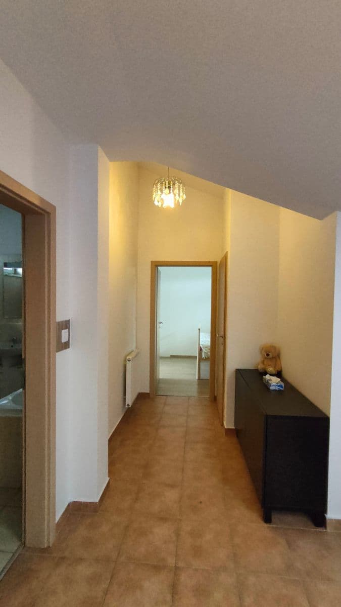 1 bedroom with open-plan kitchen flat for sale, 85 m², V Zahradách, Beroun, Středočeský Region 1 bedroom with open-plan kitchen flat for sale, 85 m², V Zahradách, Beroun, Středočeský Region