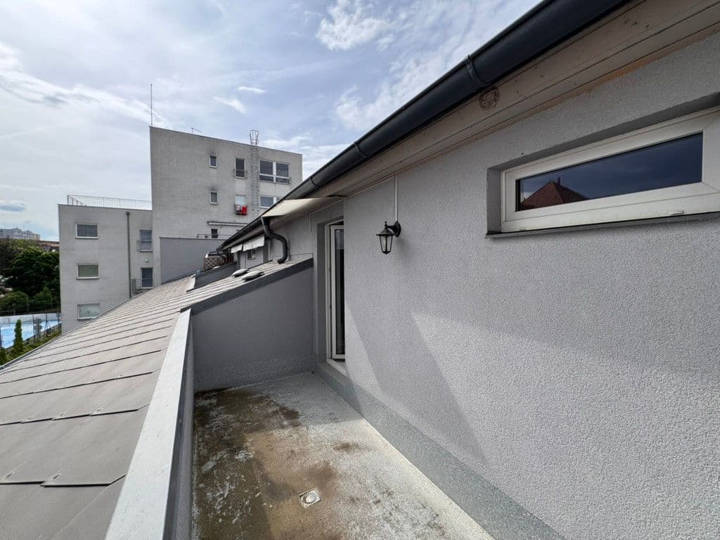 1 bedroom with open-plan kitchen flat for sale, 85 m², V Zahradách, Beroun, Středočeský Region 1 bedroom with open-plan kitchen flat for sale, 85 m², V Zahradách, Beroun, Středočeský Region