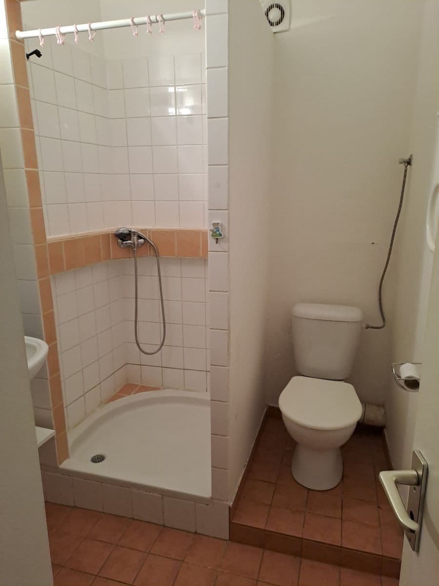 Studio flat to rent, 22 m², Tř. Maršála Malinovského, Uherské Hradiště, Zlínský Region Studio flat to rent, 22 m², Tř. Maršála Malinovského, Uherské Hradiště, Zlínský Region