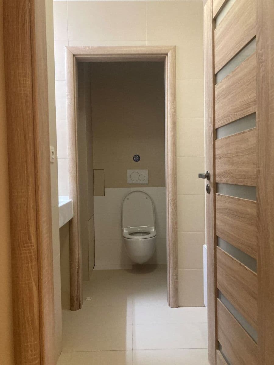 non-residential property to rent, 55 m², Soukenická, Prague, Prague non-residential property to rent, 55 m², Soukenická, Prague, Prague