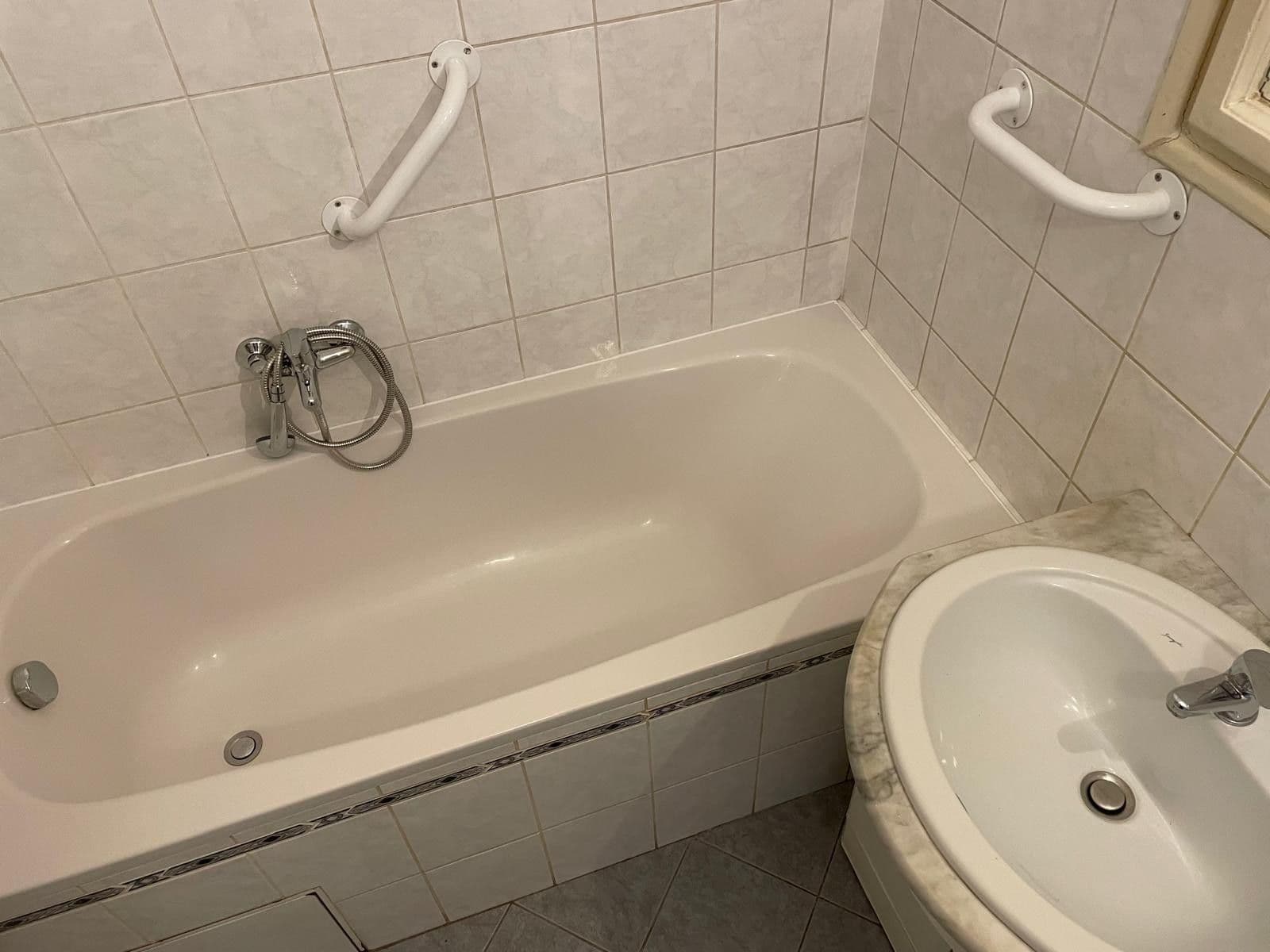 3 bedroom flat to rent, 113 m², Lucemburská, Prague, Prague 3 bedroom flat to rent, 113 m², Lucemburská, Prague, Prague