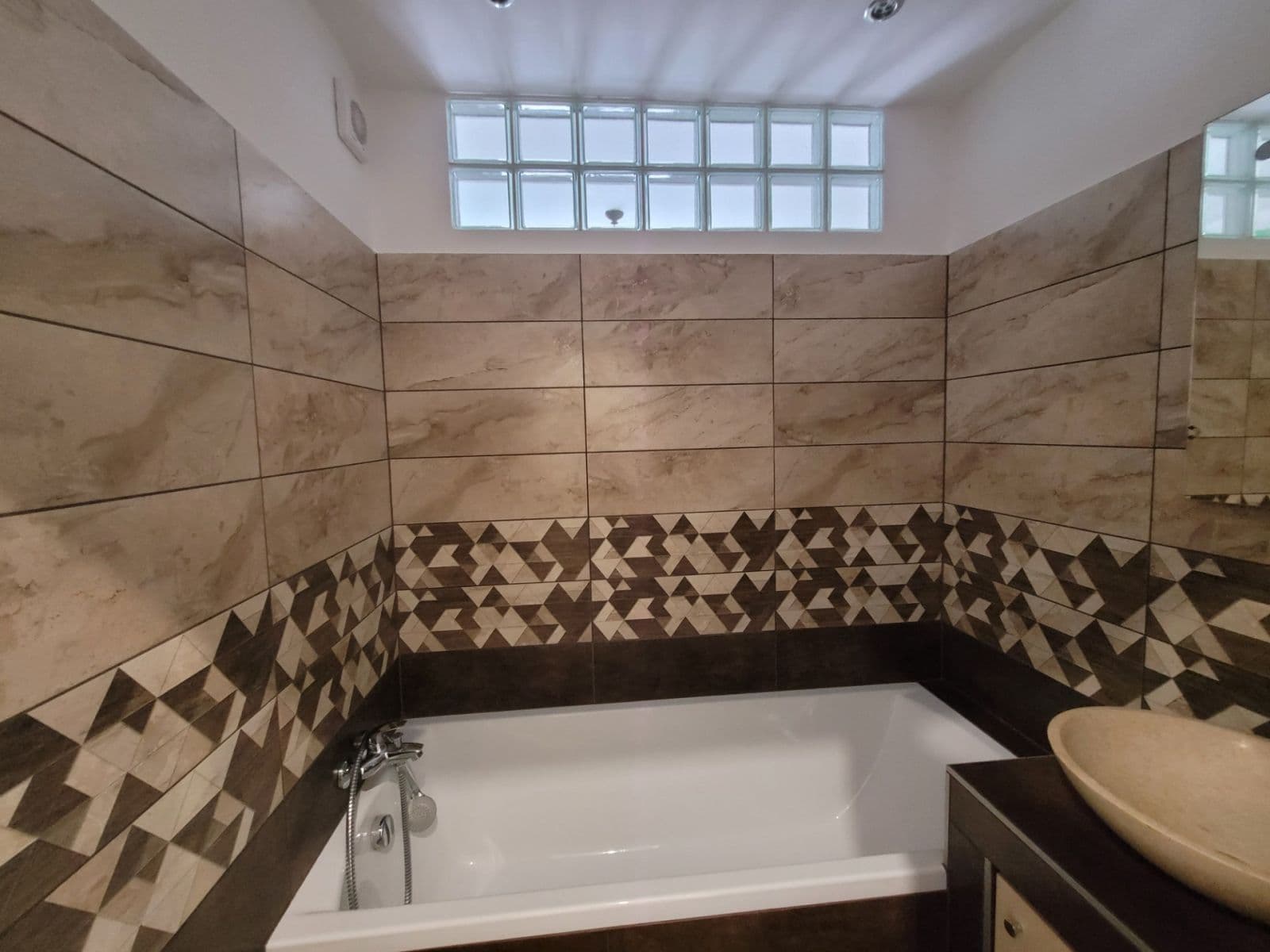 4 bedroom flat for sale, 72 m², Žilinská, Ostrava, Moravskoslezský Region 4 bedroom flat for sale, 72 m², Žilinská, Ostrava, Moravskoslezský Region