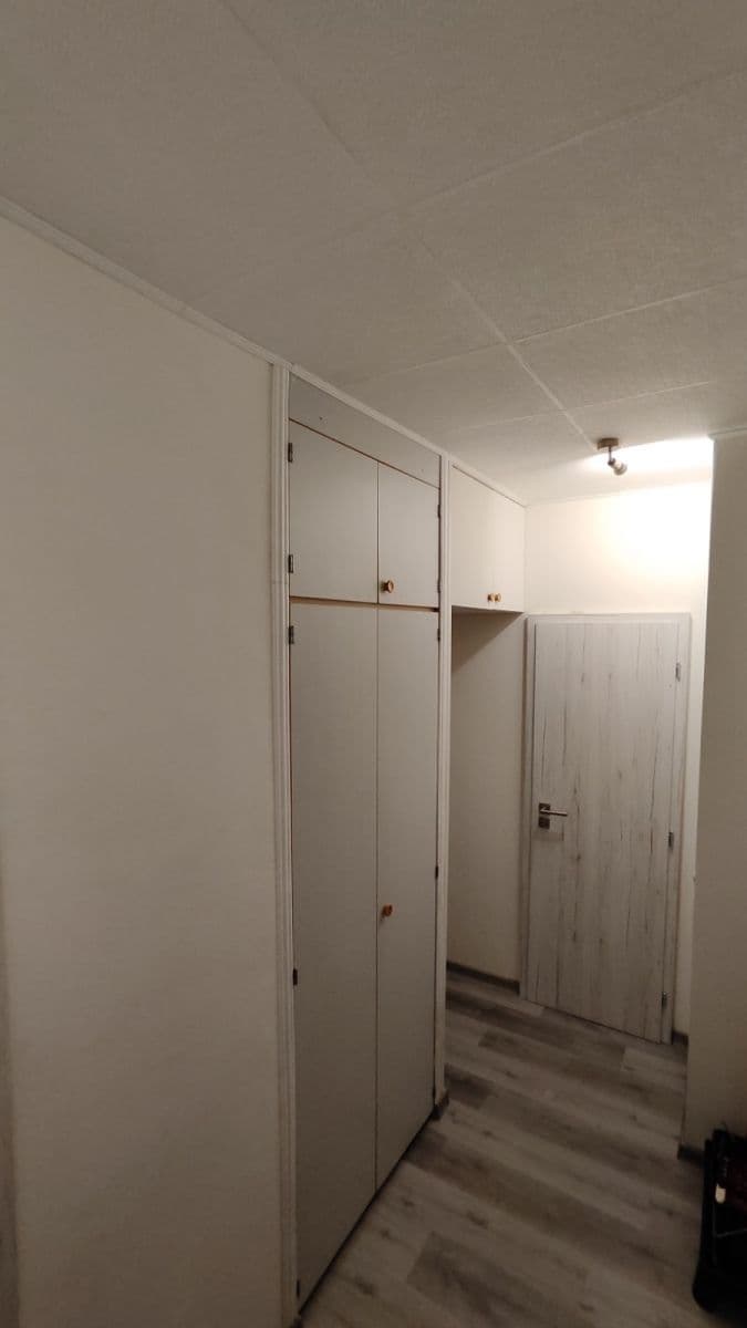 1 bedroom with open-plan kitchen flat to rent, 53 m², Tupolevova, Prague, Prague 1 bedroom with open-plan kitchen flat to rent, 53 m², Tupolevova, Prague, Prague