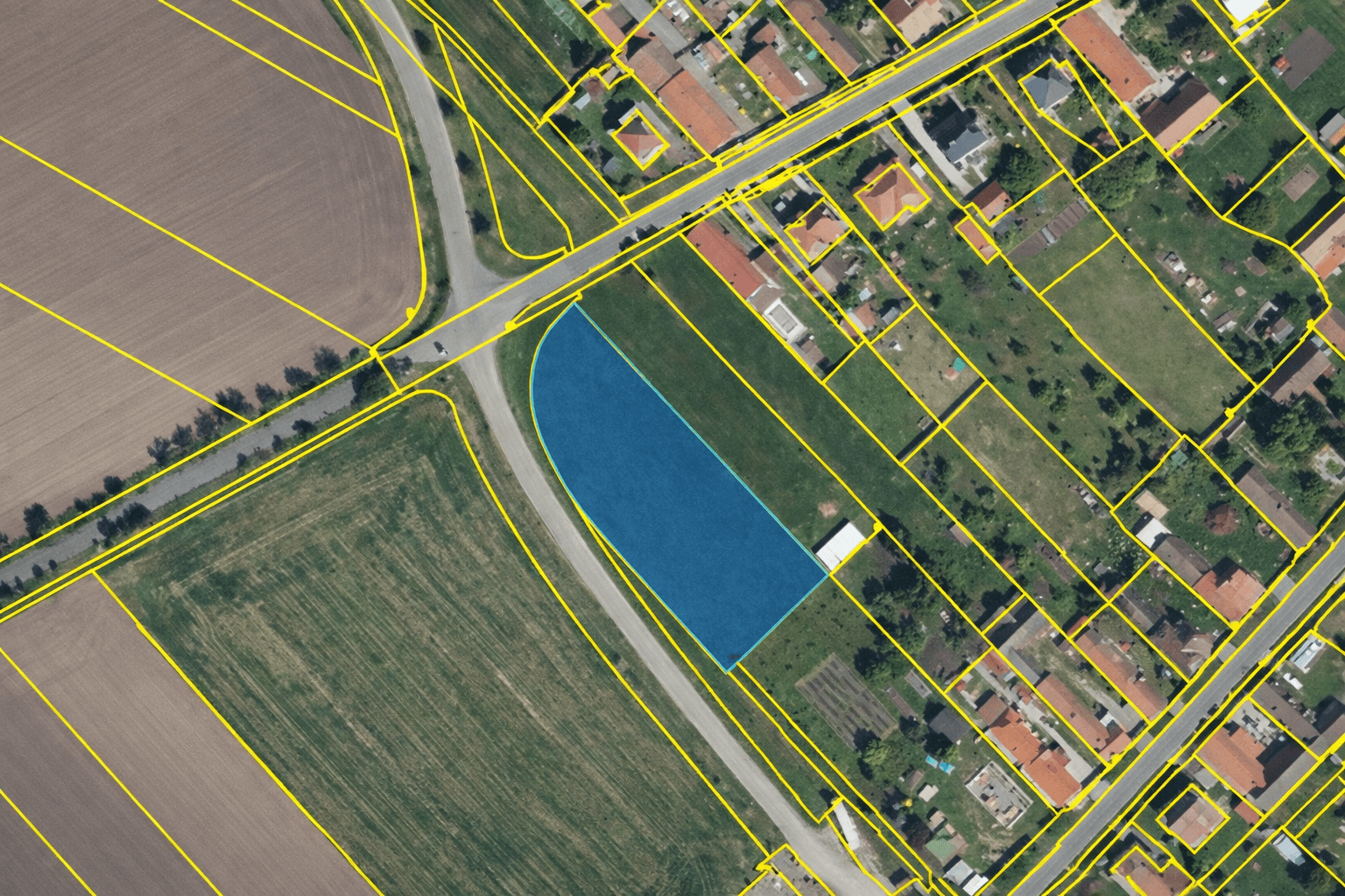 plot for sale, 3,300 m², Žiželice, Středočeský Region plot for sale, 3,300 m², Žiželice, Středočeský Region