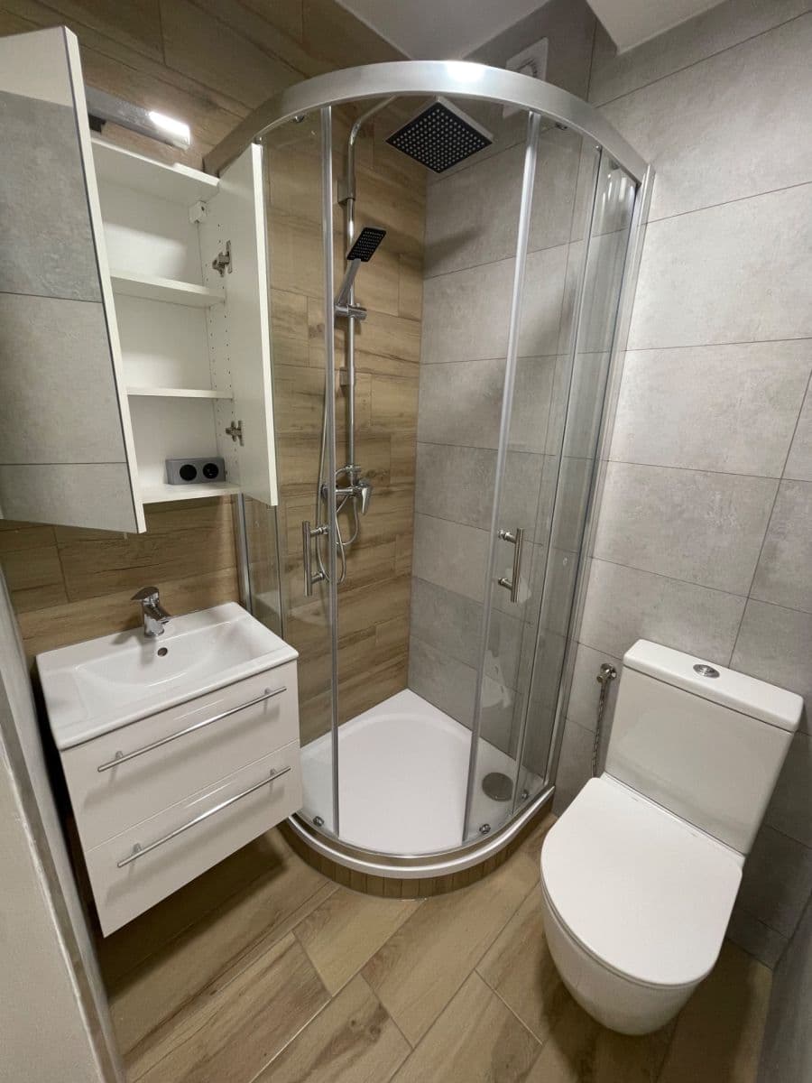 Studio flat to rent, 21 m², Sokolská třída, Ostrava, Moravskoslezský Region Studio flat to rent, 21 m², Sokolská třída, Ostrava, Moravskoslezský Region