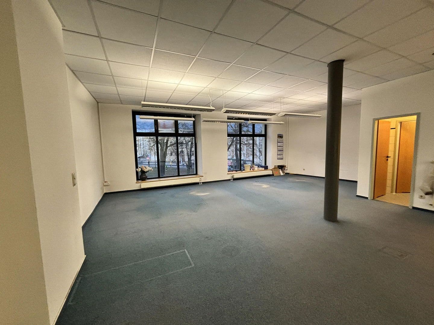 office to rent, 173 m², Marienstr. 4, Neustrelitz, Mecklenburg-Vorpommern office to rent, 173 m², Marienstr. 4, Neustrelitz, Mecklenburg-Vorpommern