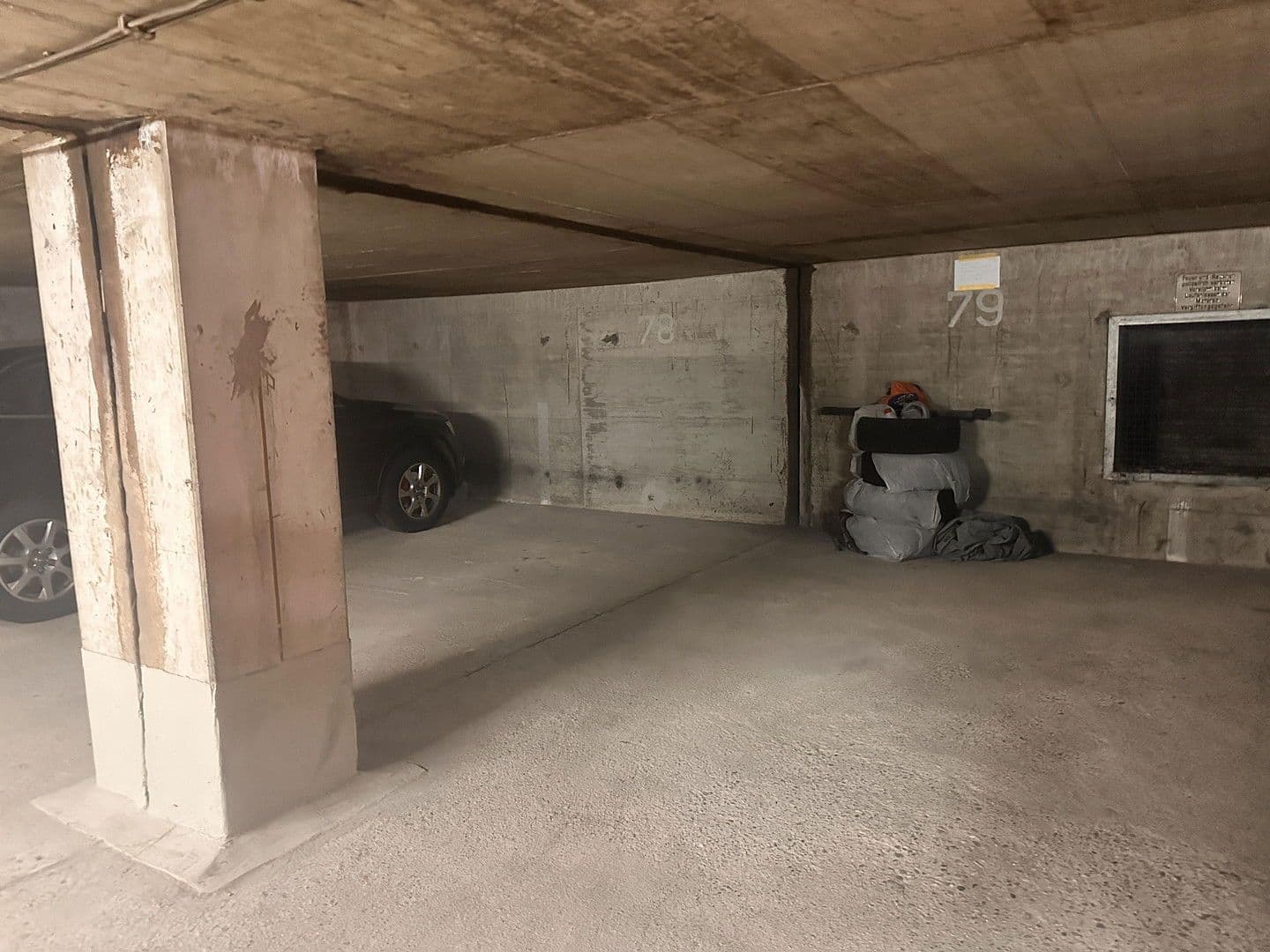 garage for sale, 13 m², Von-Stauffenberg-Str. 20, Unterhaching, Bavaria garage for sale, 13 m², Von-Stauffenberg-Str. 20, Unterhaching, Bavaria