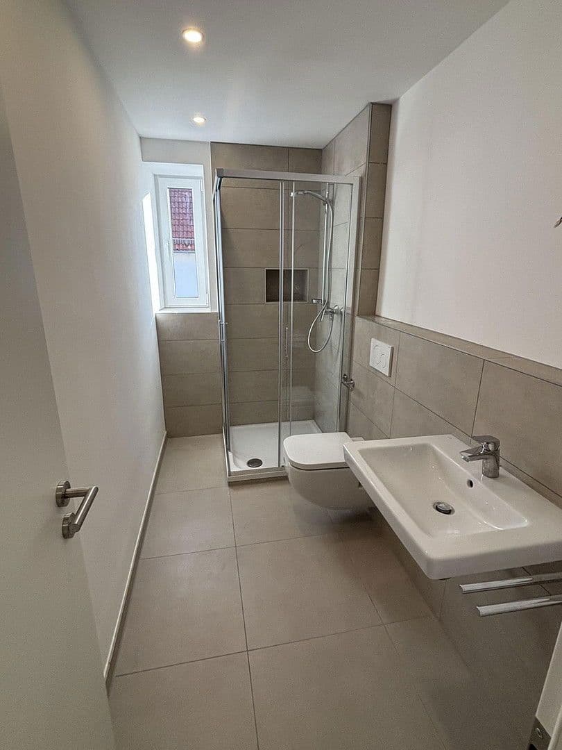 3 bedroom flat to rent, 63 m², Miltenbergstraße 18, Augsburg, Bavaria 3 bedroom flat to rent, 63 m², Miltenbergstraße 18, Augsburg, Bavaria