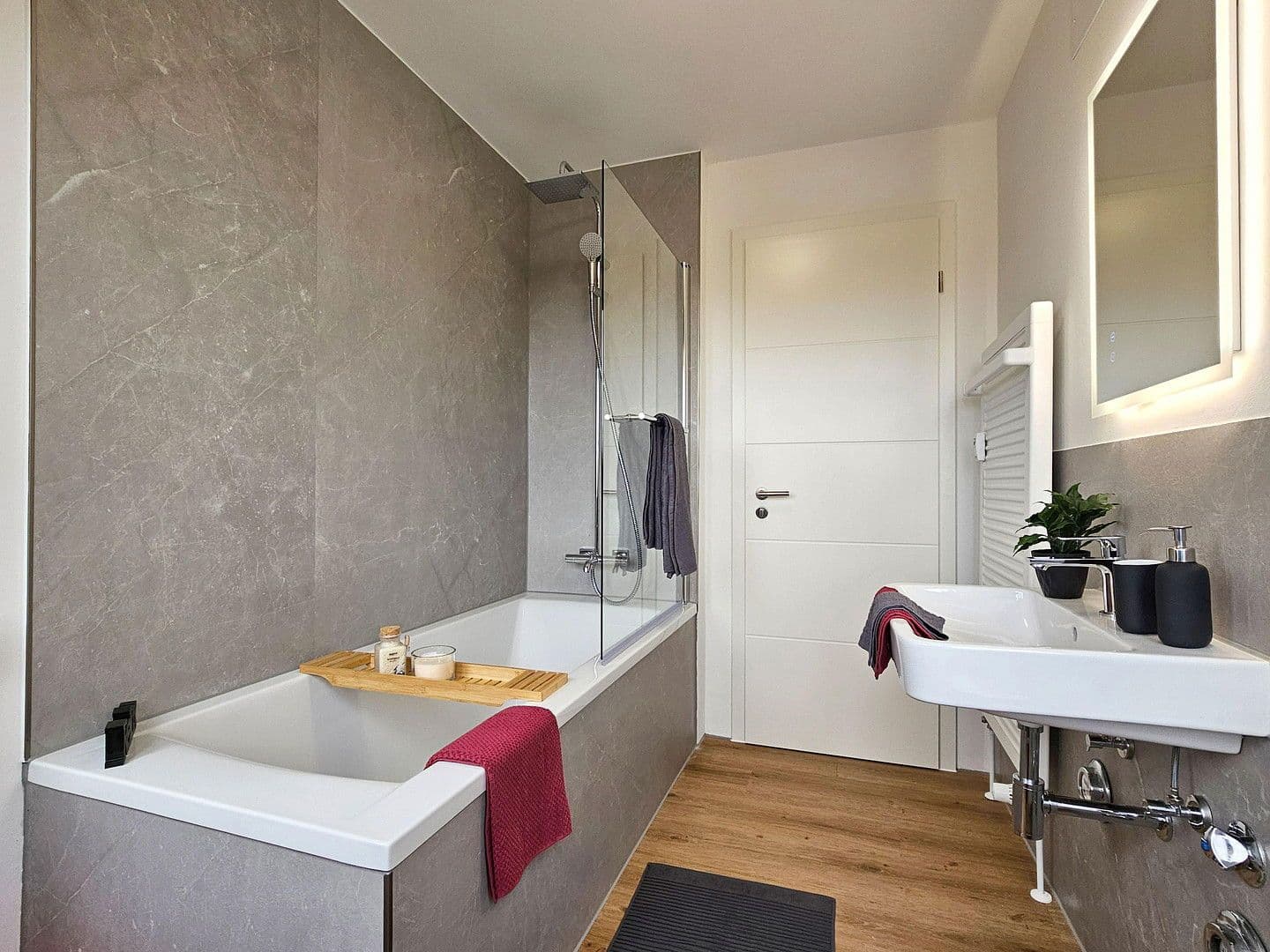 2 bedroom with open-plan kitchen flat for sale, 81 m², Kümmersbruck, Bavaria 2 bedroom with open-plan kitchen flat for sale, 81 m², Kümmersbruck, Bavaria