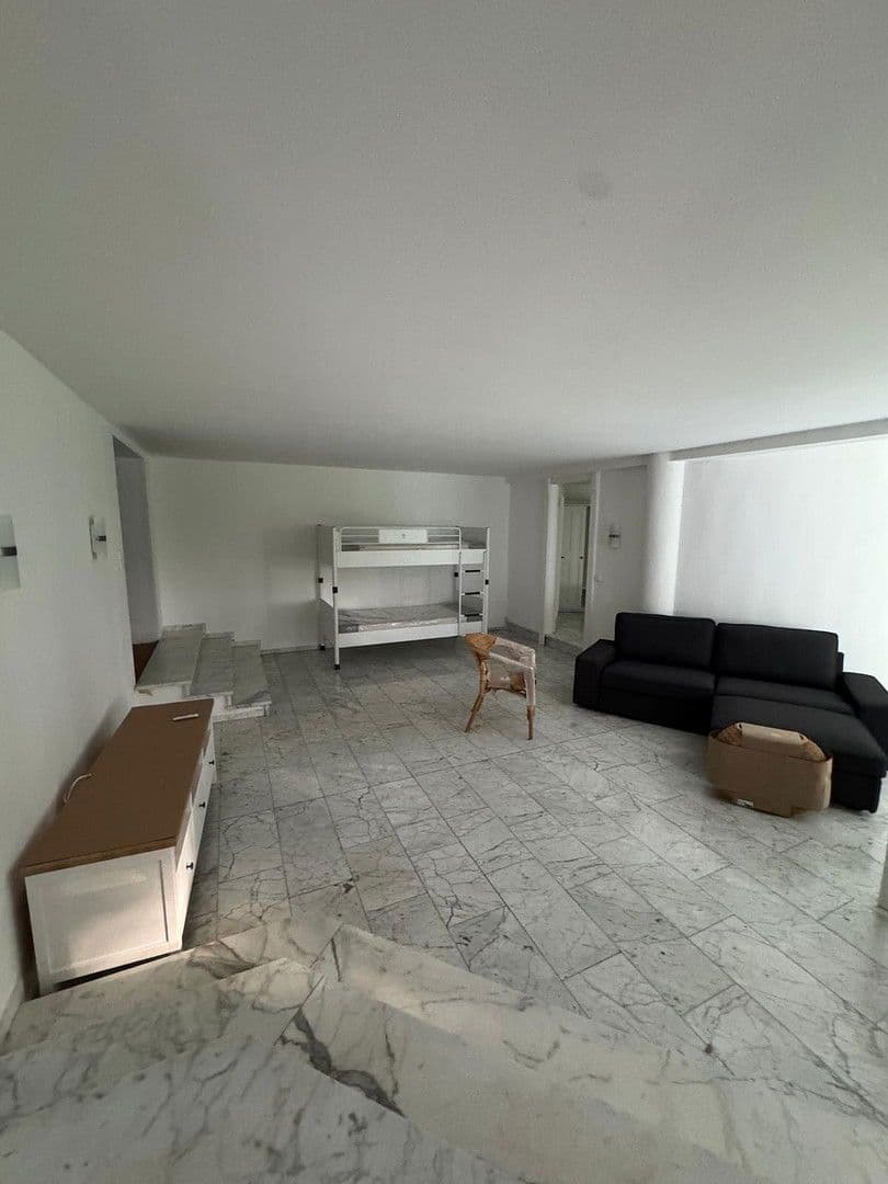 house for sale, 540 m², Waldweg 15, Kötz, Bavaria house for sale, 540 m², Waldweg 15, Kötz, Bavaria