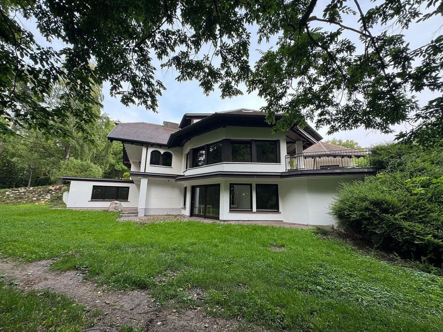 house for sale, 540 m², Waldweg 15, Kötz, Bavaria house for sale, 540 m², Waldweg 15, Kötz, Bavaria