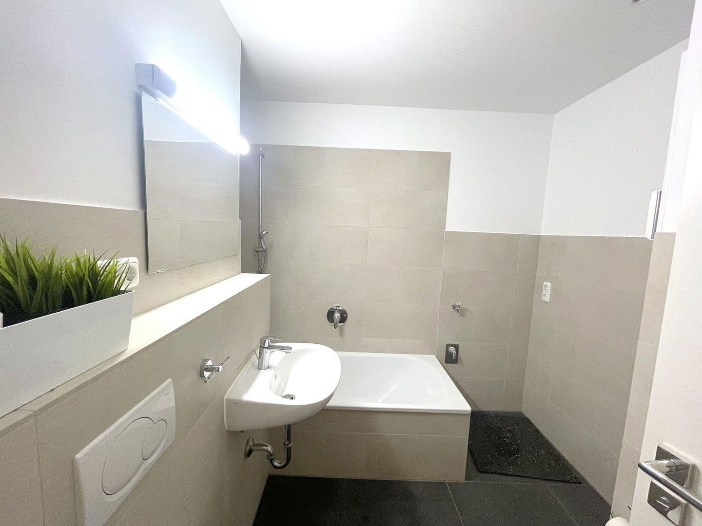 1 bedroom flat to rent, 15 m², Blumenauerstasse, München, Bavaria 1 bedroom flat to rent, 15 m², Blumenauerstasse, München, Bavaria