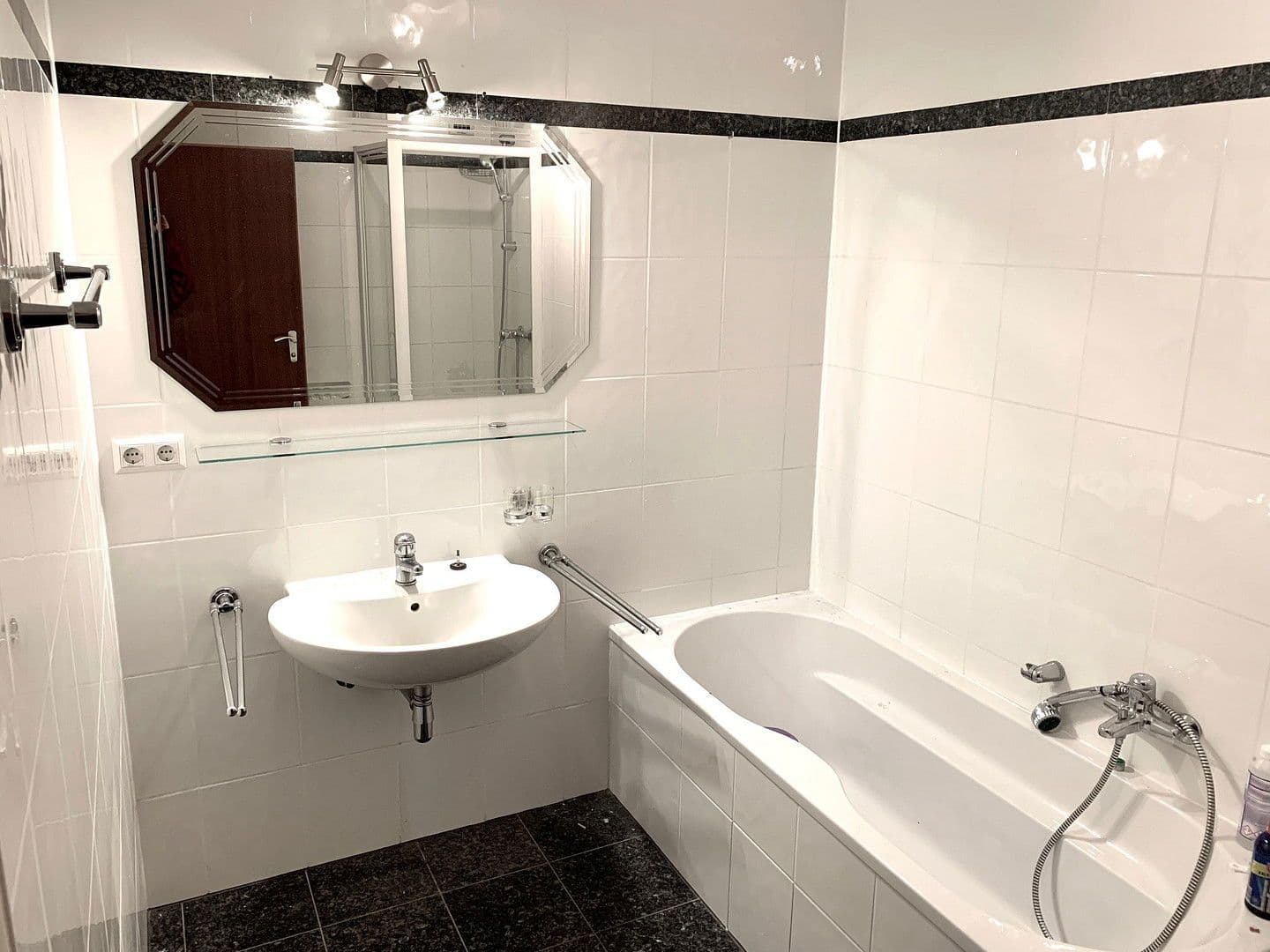 3 bedroom flat to rent, 83 m², Ludwigshafen, Rhineland-Palatinate 3 bedroom flat to rent, 83 m², Ludwigshafen, Rhineland-Palatinate