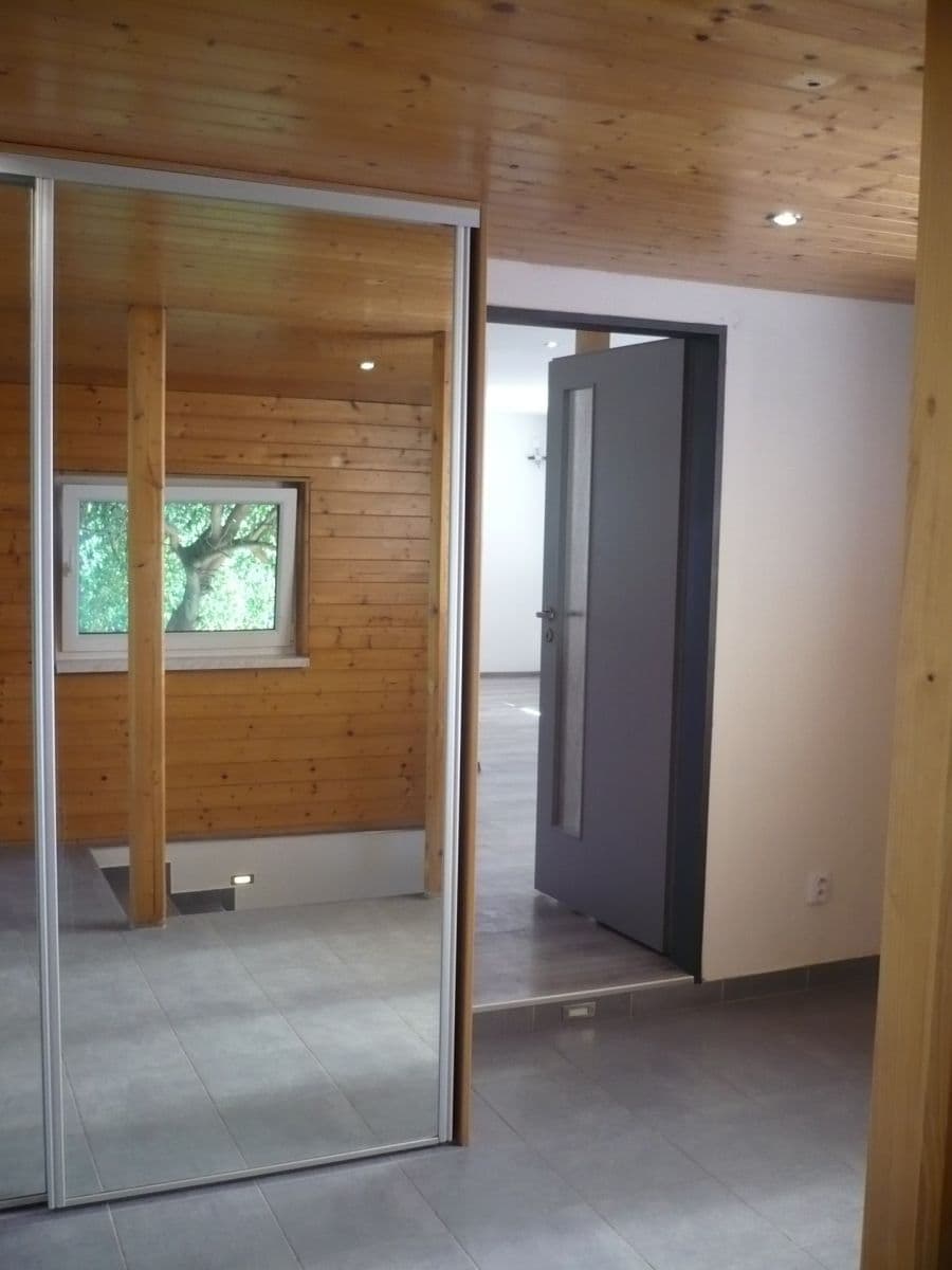 house for sale, 110 m², Pod Lesíkem, Ostrava, Moravskoslezský Region house for sale, 110 m², Pod Lesíkem, Ostrava, Moravskoslezský Region