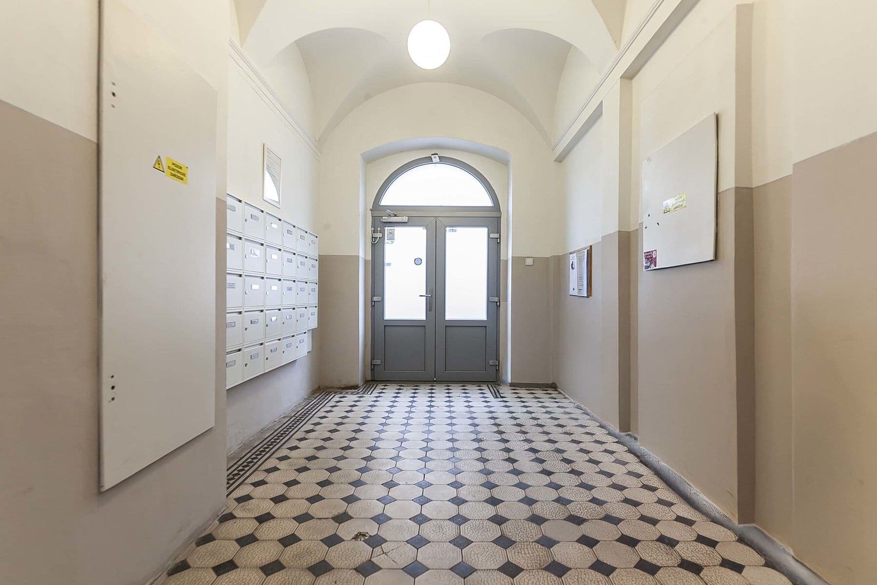 2 bedroom with open-plan kitchen flat for sale, 115 m², Pod Kotlaskou, Prague, Prague 2 bedroom with open-plan kitchen flat for sale, 115 m², Pod Kotlaskou, Prague, Prague