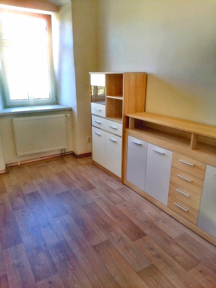 2 bedroom with open-plan kitchen flat to rent, 66 m², Husova, Nepomuk, Plzeňský Region 2 bedroom with open-plan kitchen flat to rent, 66 m², Husova, Nepomuk, Plzeňský Region