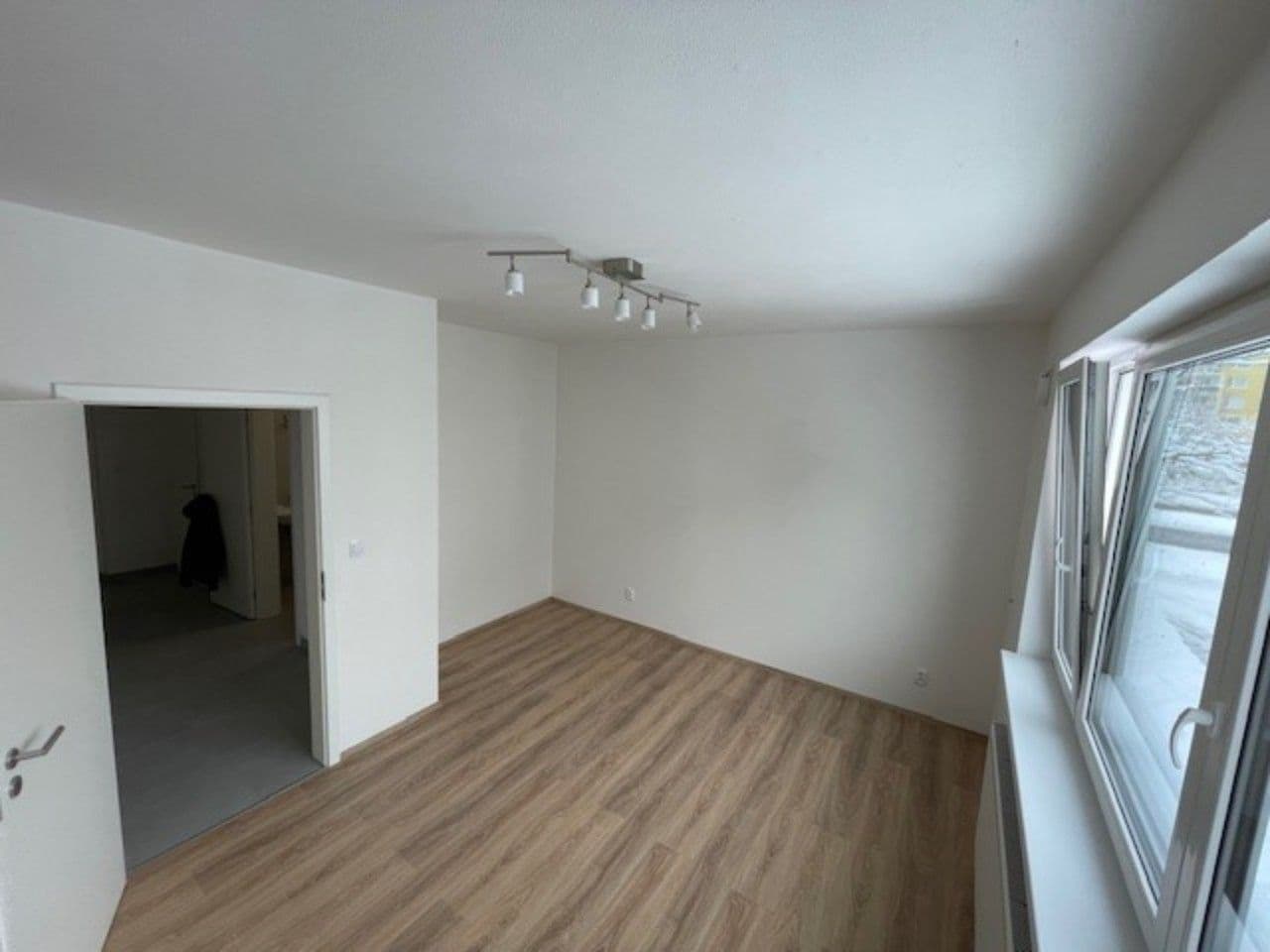 1 bedroom with open-plan kitchen flat to rent, 64 m², Studentská, Plzeň, Plzeňský Region 1 bedroom with open-plan kitchen flat to rent, 64 m², Studentská, Plzeň, Plzeňský Region