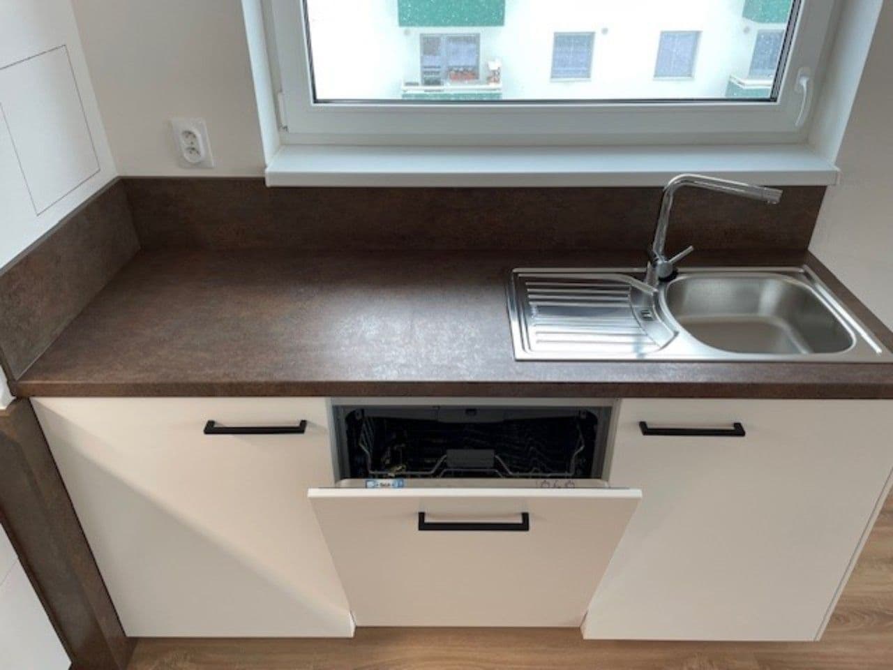 1 bedroom with open-plan kitchen flat to rent, 64 m², Studentská, Plzeň, Plzeňský Region 1 bedroom with open-plan kitchen flat to rent, 64 m², Studentská, Plzeň, Plzeňský Region