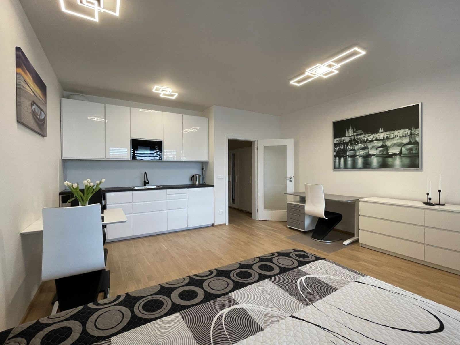 Studio flat to rent, 35 m², Pechmanových, Prague, Prague Studio flat to rent, 35 m², Pechmanových, Prague, Prague