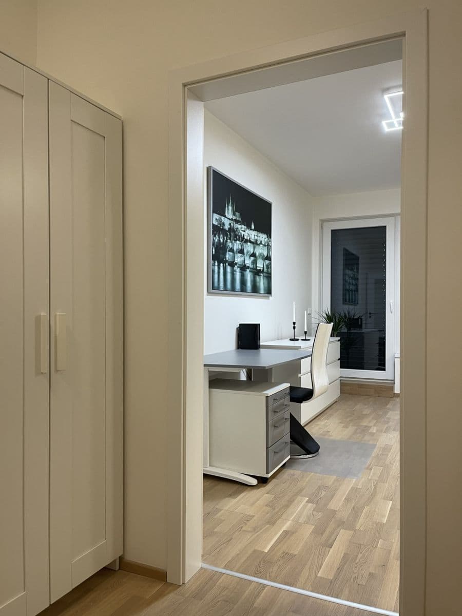 Studio flat to rent, 35 m², Pechmanových, Prague, Prague Studio flat to rent, 35 m², Pechmanových, Prague, Prague