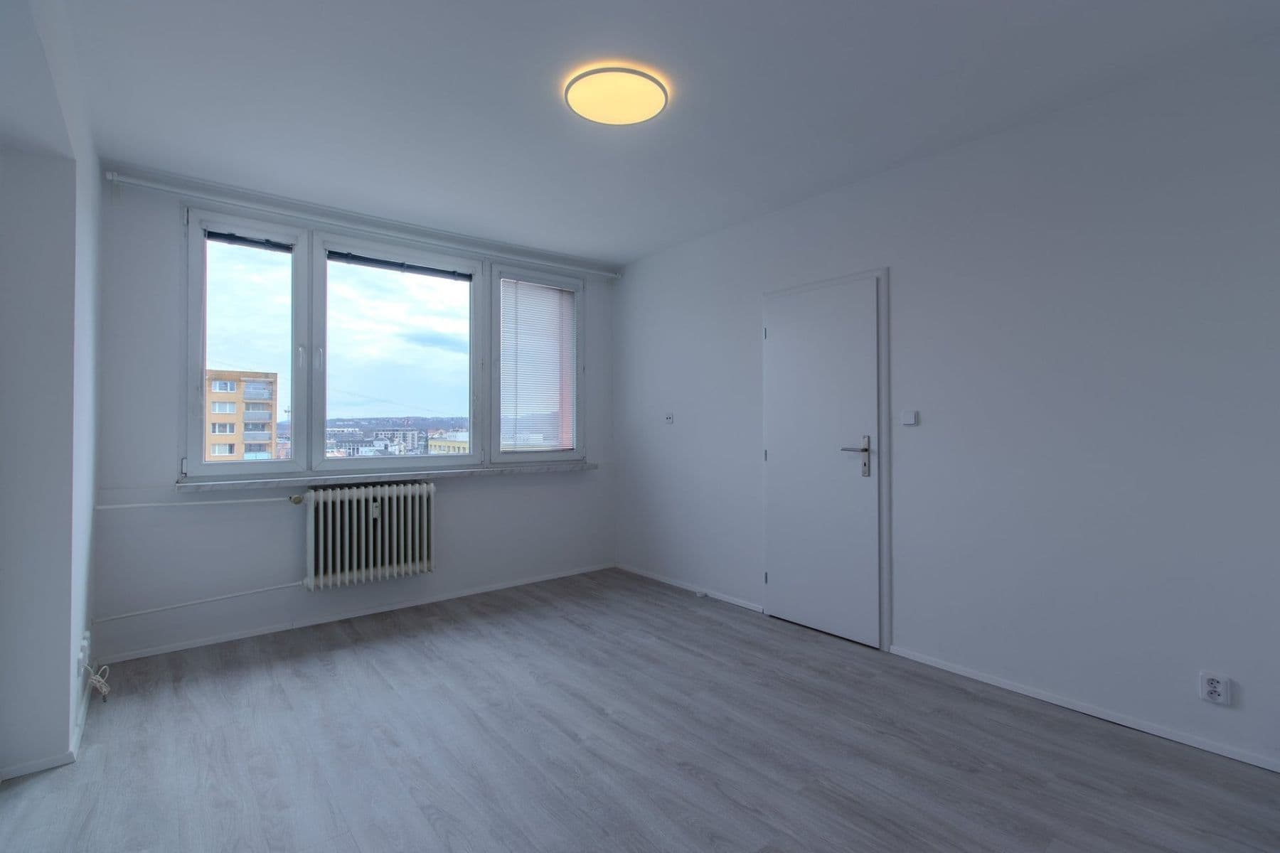 1 bedroom flat to rent, 32 m², sídl. Hůrka, Kralupy nad Vltavou, Středočeský Region 1 bedroom flat to rent, 32 m², sídl. Hůrka, Kralupy nad Vltavou, Středočeský Region