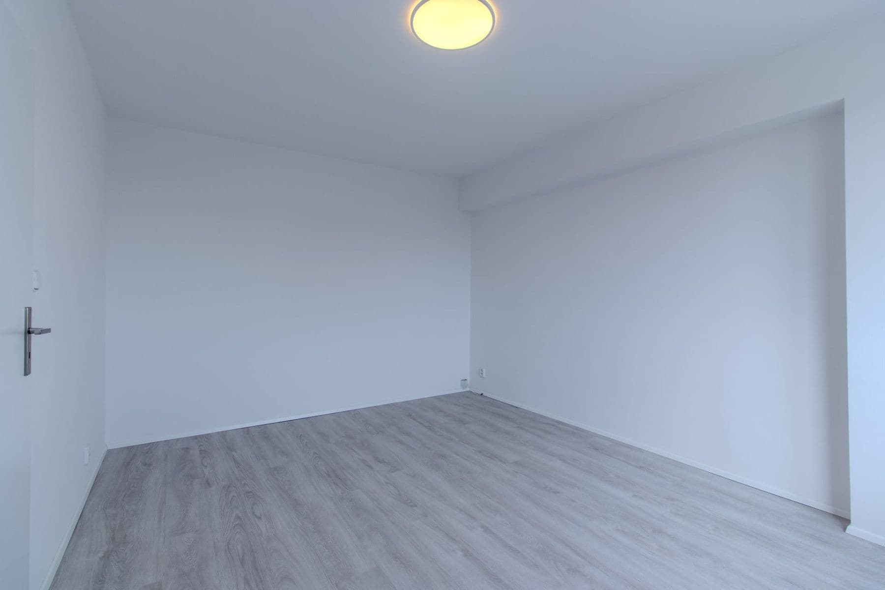 1 bedroom flat to rent, 32 m², sídl. Hůrka, Kralupy nad Vltavou, Středočeský Region 1 bedroom flat to rent, 32 m², sídl. Hůrka, Kralupy nad Vltavou, Středočeský Region