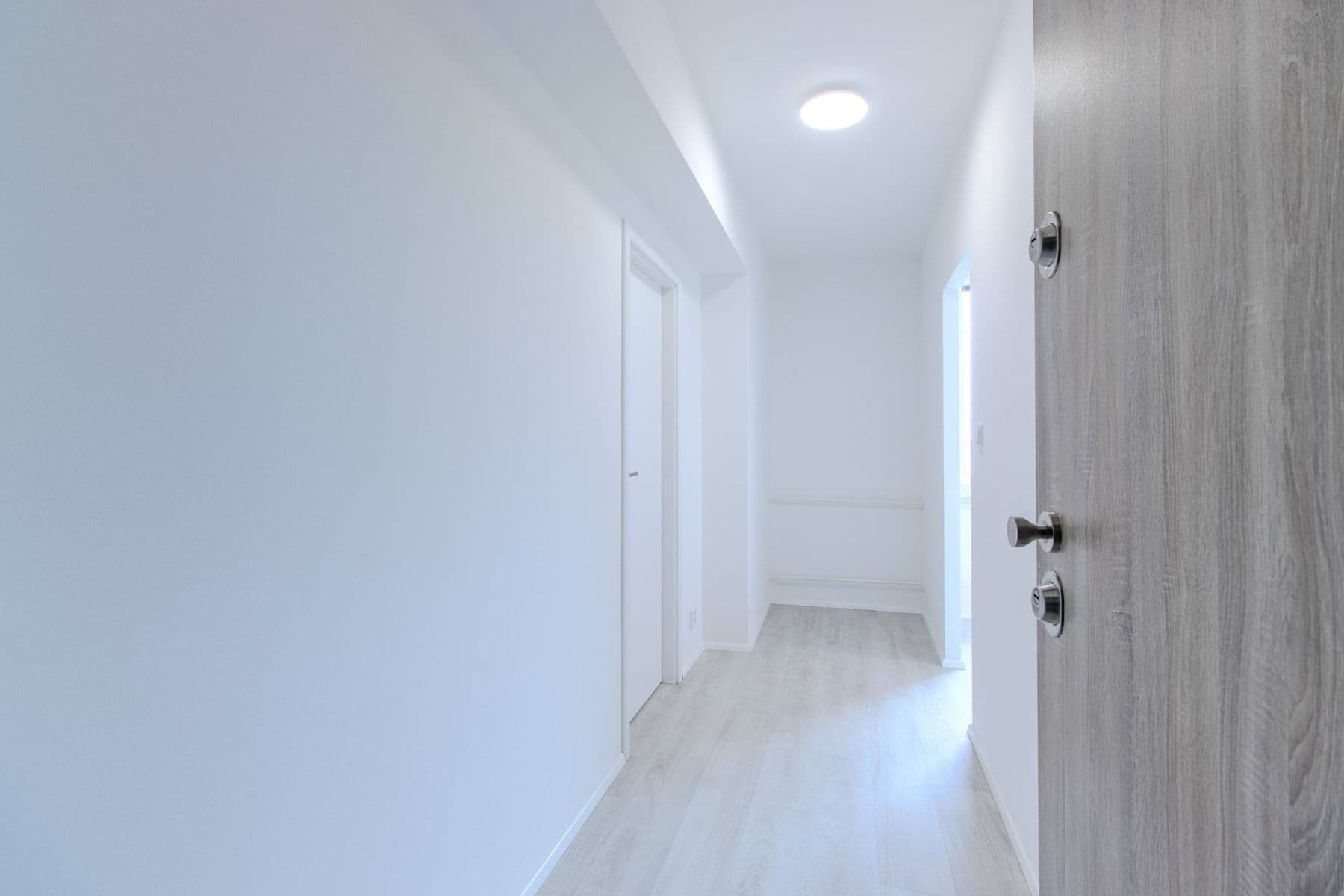 1 bedroom flat to rent, 32 m², sídl. Hůrka, Kralupy nad Vltavou, Středočeský Region 1 bedroom flat to rent, 32 m², sídl. Hůrka, Kralupy nad Vltavou, Středočeský Region