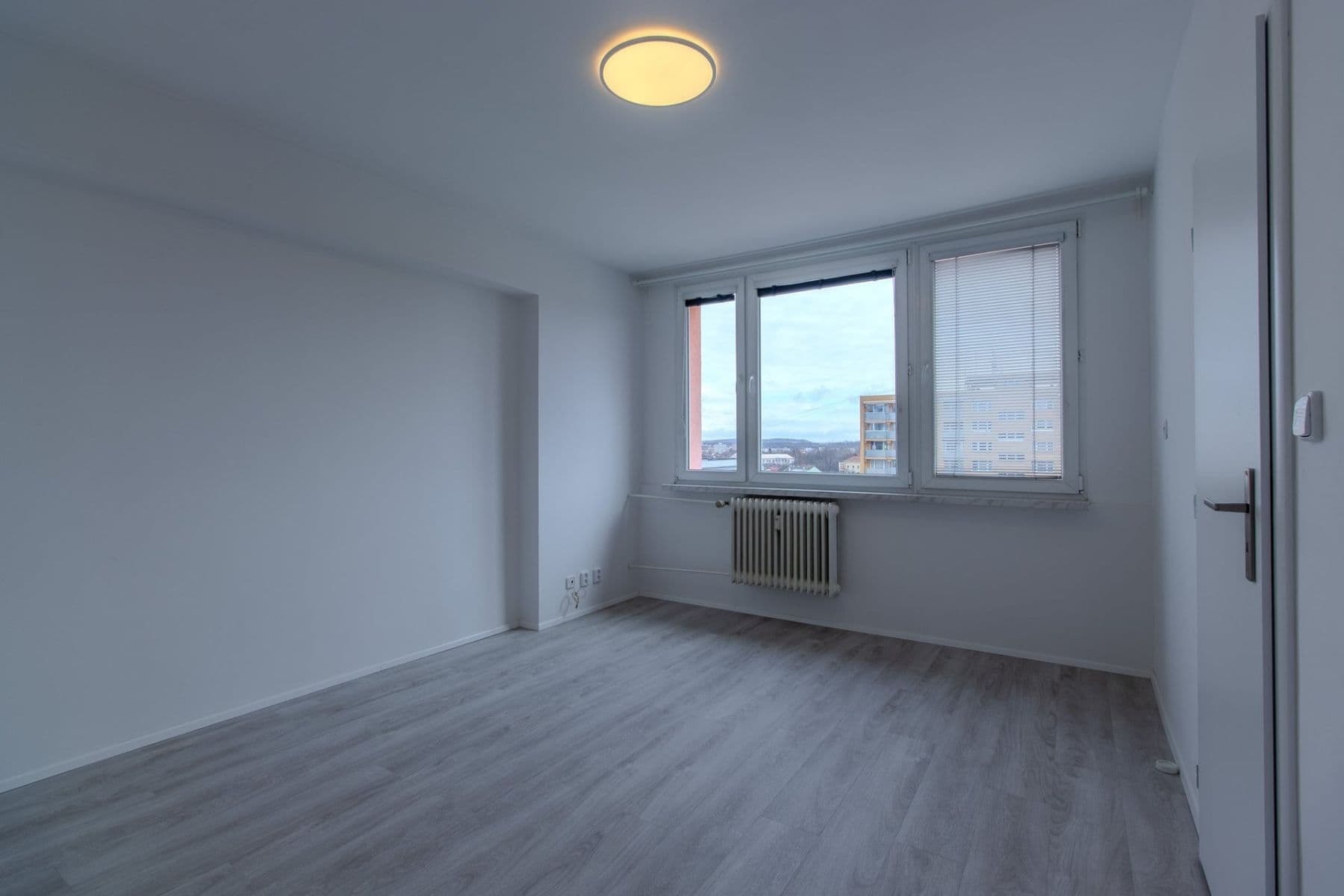 1 bedroom flat to rent, 32 m², sídl. Hůrka, Kralupy nad Vltavou, Středočeský Region 1 bedroom flat to rent, 32 m², sídl. Hůrka, Kralupy nad Vltavou, Středočeský Region