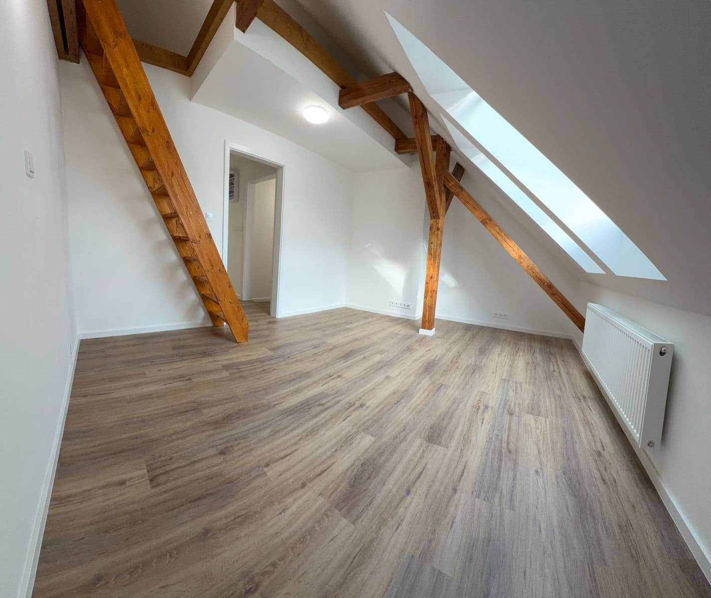 1 bedroom with open-plan kitchen flat to rent, 50 m², Alešova, Ústí nad Labem, Ústecký Region 1 bedroom with open-plan kitchen flat to rent, 50 m², Alešova, Ústí nad Labem, Ústecký Region